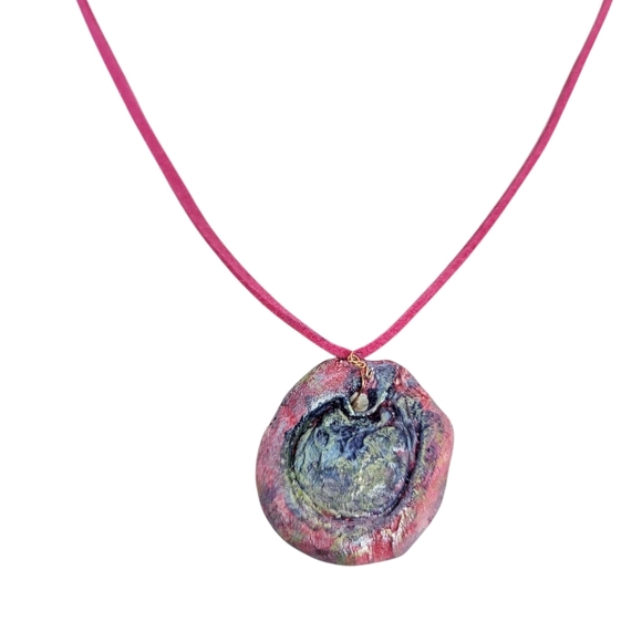 Pink Blue Air Dry Metallic Handcrafted Faux Leather Necklace - Picture 9 of 10